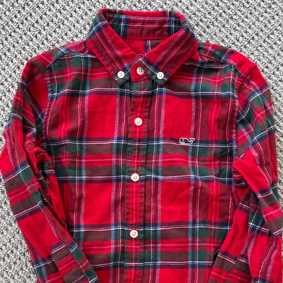 Vineyard Vines Other - Boys Vineyard Vines holiday plaid